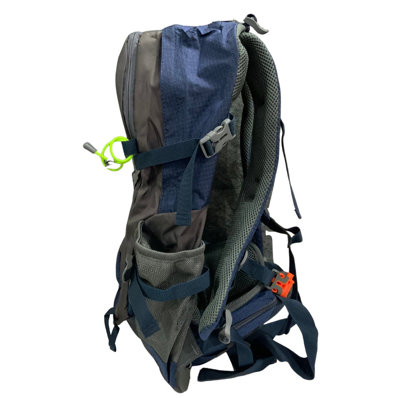 Mochila Alpinismo Silbato*Arnés ergonómico 40 Lts Ventilación*c/ malla + funda 6099