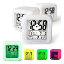 Reloj despertador digital color cubo con luz HLNZ26