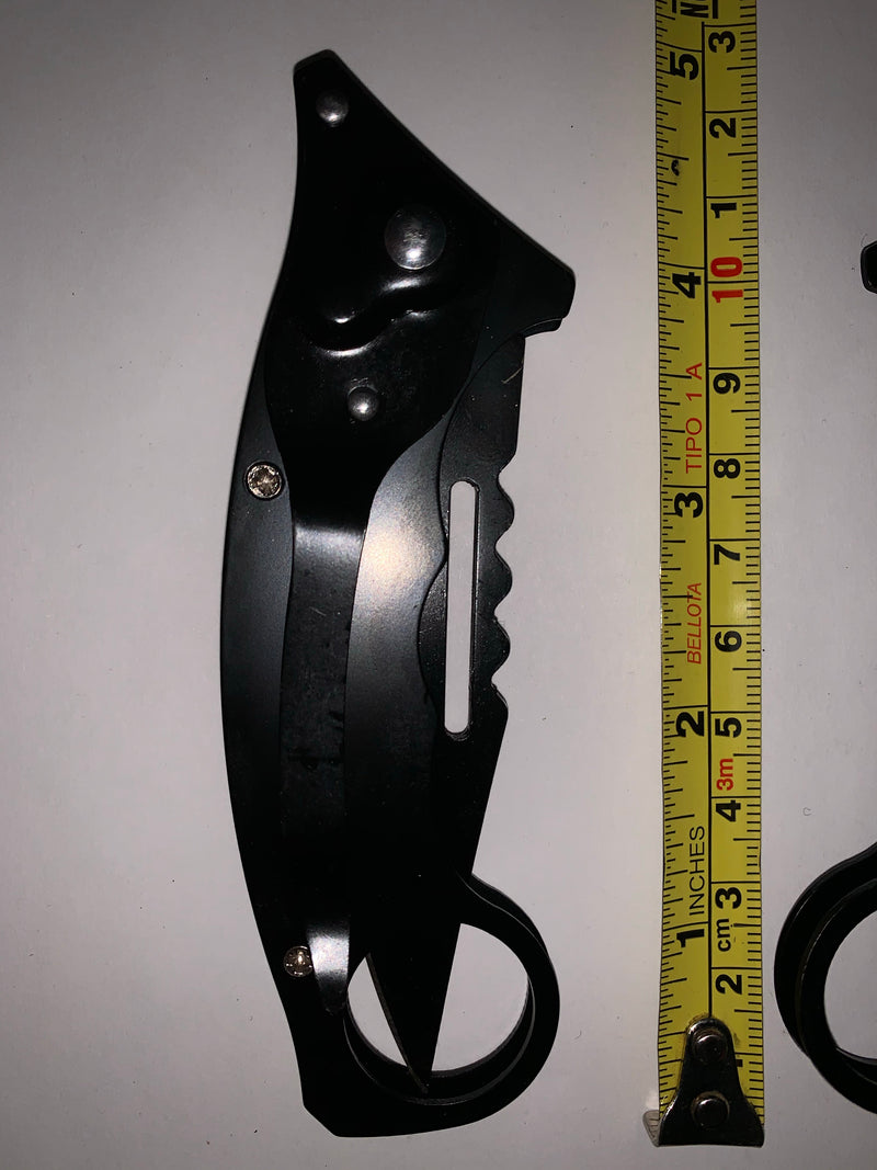 Navaja tipo Karambit de 21cm con clip, botón de liberación rápida y seguro WK888